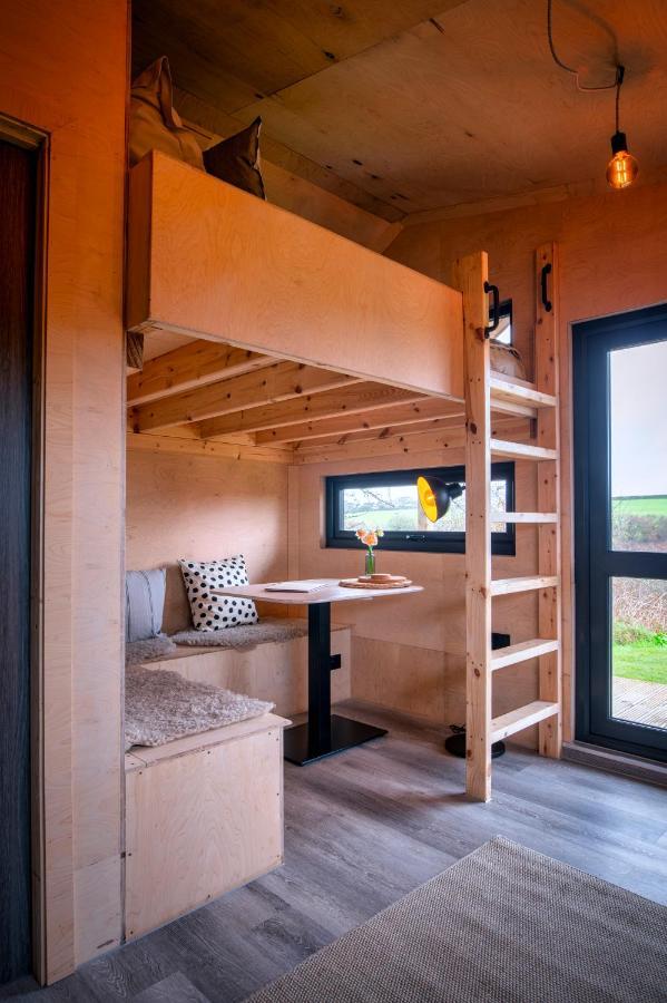 Luxury Glamping Cabin With Outdoor Bath On Cornish Flower Farm Truro Ngoại thất bức ảnh