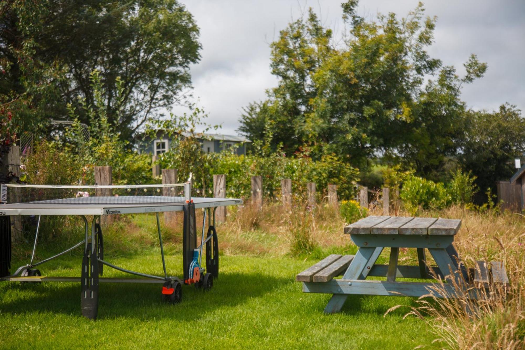 Luxury Glamping Cabin With Outdoor Bath On Cornish Flower Farm Truro Ngoại thất bức ảnh